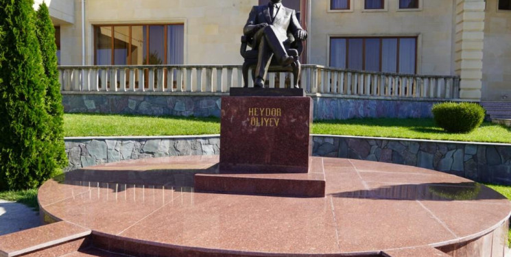 “Əsrin müqaviləsi-tarixi Zəfərimizə gedən yolun başlanğıcıdır” mövzusunda tədbir keçirilib